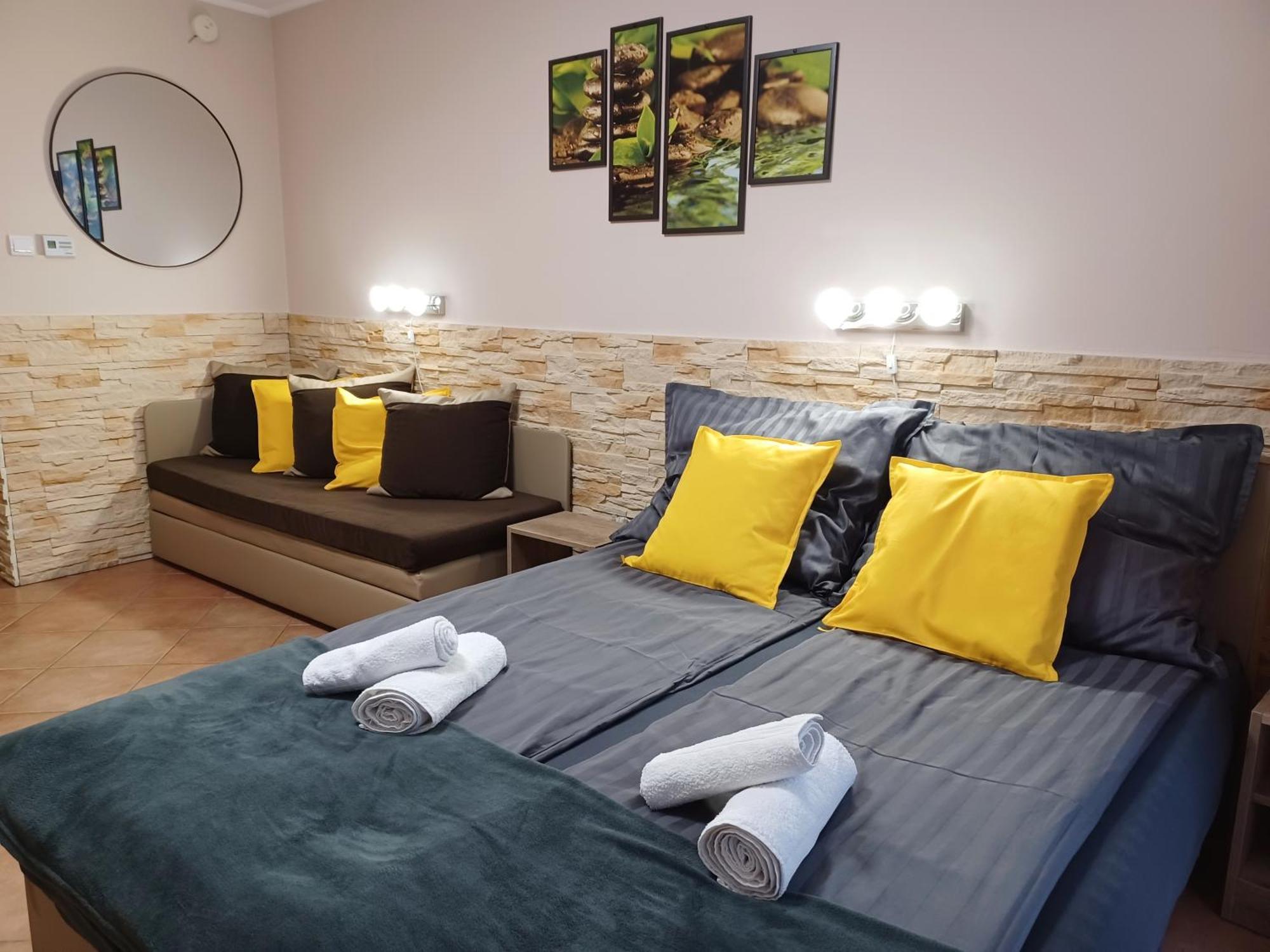 Bambusz Apartman Гюла Екстериор снимка